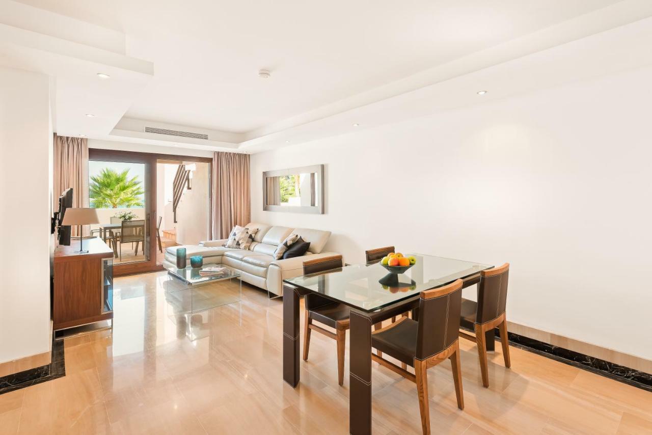 Bahia De La Plata Luxury Apartments Естепона Екстериор снимка
