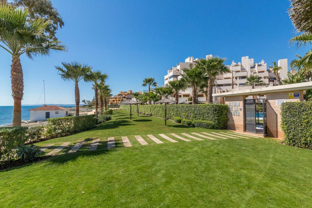 Bahia De La Plata Luxury Apartments Естепона Екстериор снимка